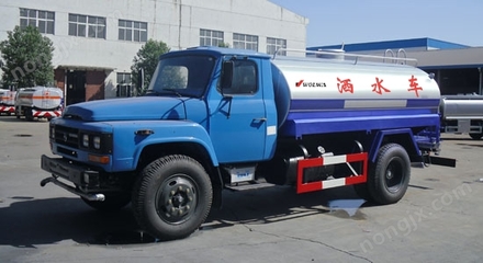 東風(fēng)140尖頭灑水車（8-10噸）的汽車物流解決方案